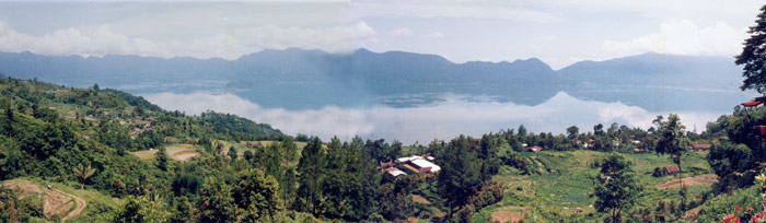 lake maninjau