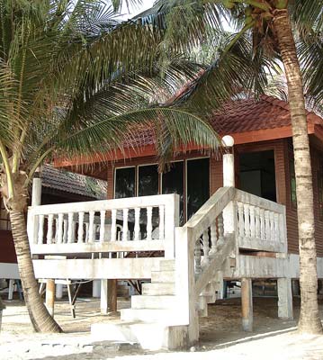 Supar Villa Hut - one night from hell