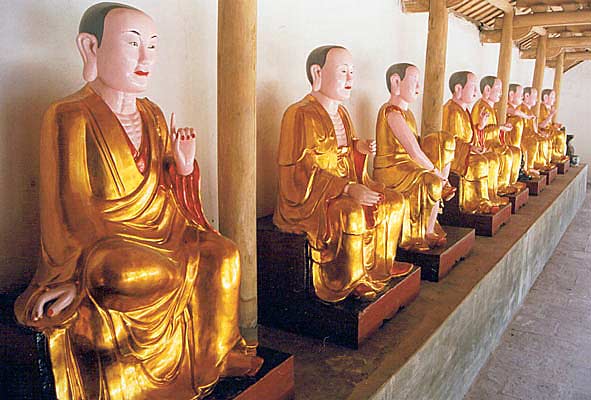 golden buddhas