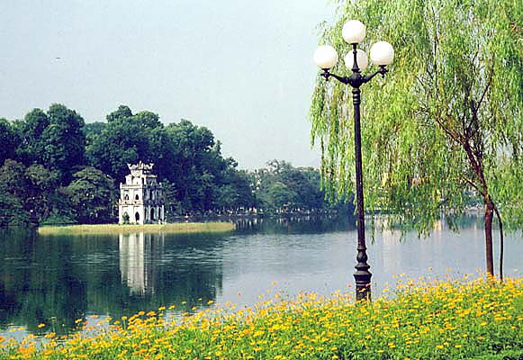 Hoan Kiem Lake