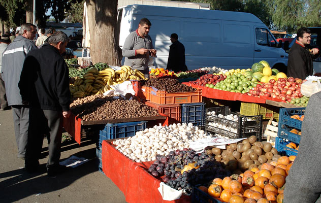 guzelyurt market