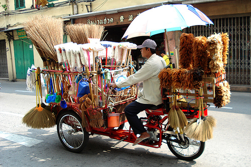 brush seller