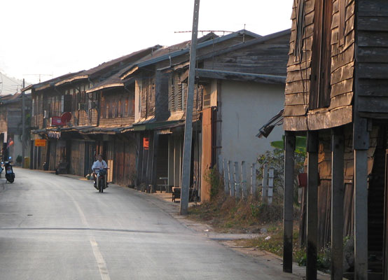 chiang khan street