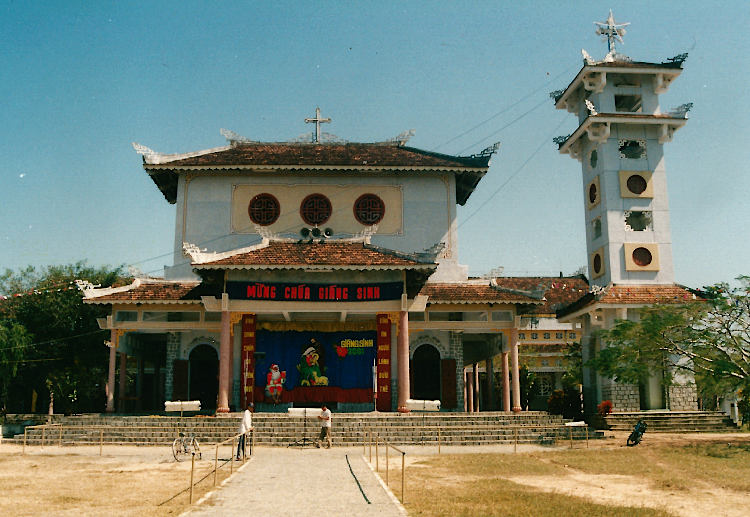 Le Vang church
