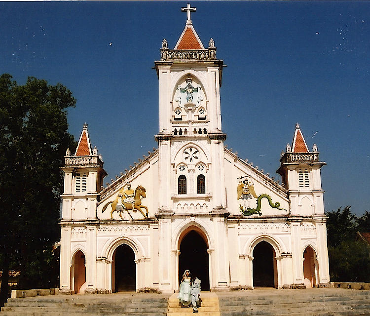 Tan Huong church Kon Tum