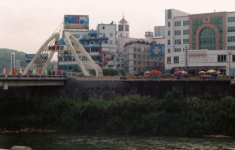 Looking into China from Lau Cai